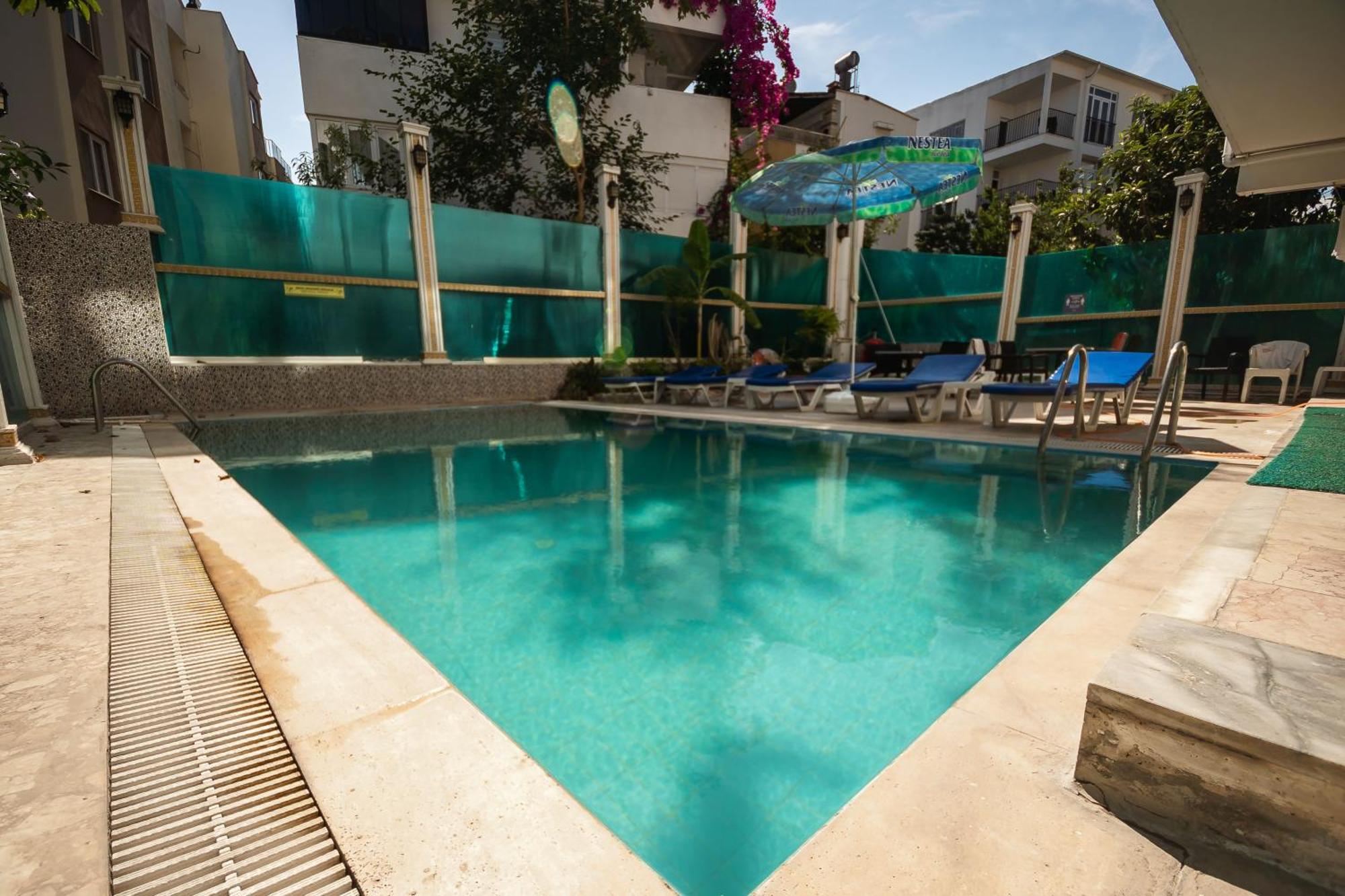 Behram Otel 3*